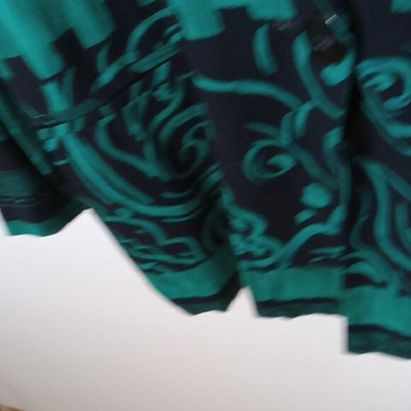 Vintage Irwin Alan Women's Size 13/14 Green and Black Patterned Blazer. Office - Picture 6 of 9